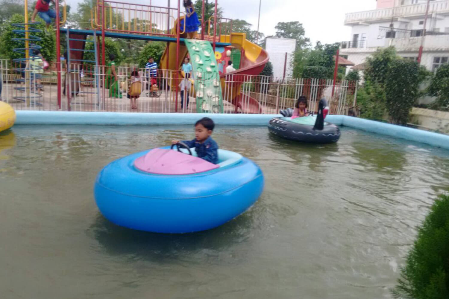 Bumper Boats manufacturers, suppliers, distributors, and dealers across India