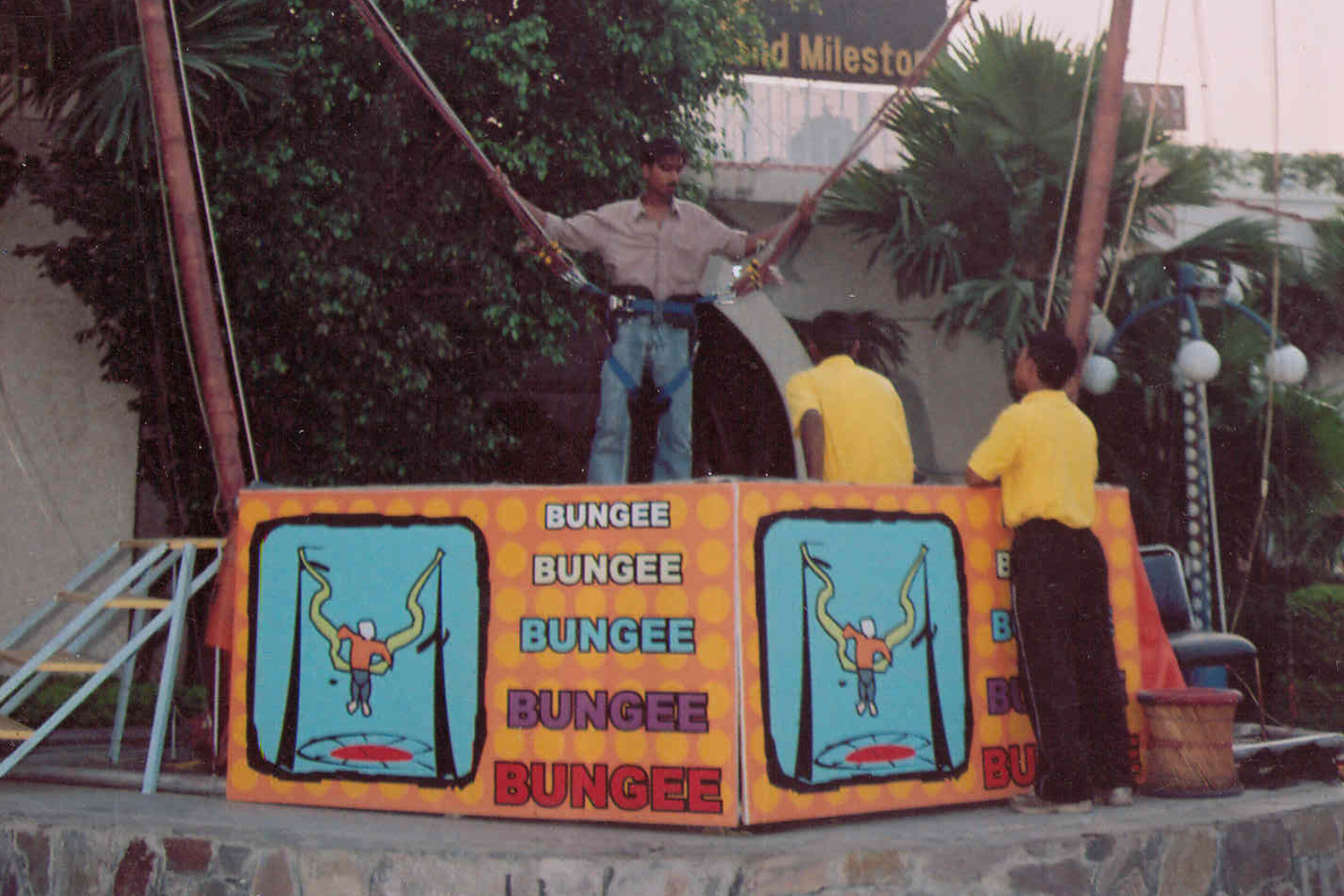 bungee trampoline manufacturers in delhi